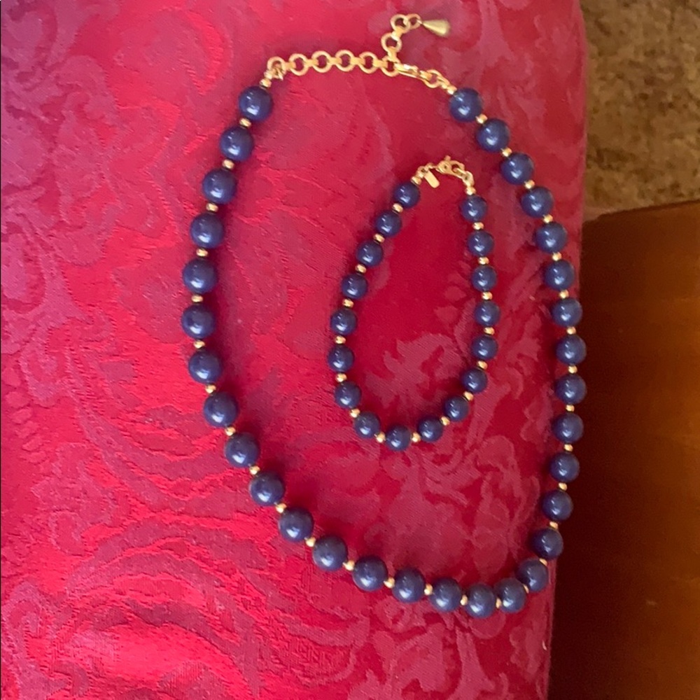 Necklace - Picture 1 of 2